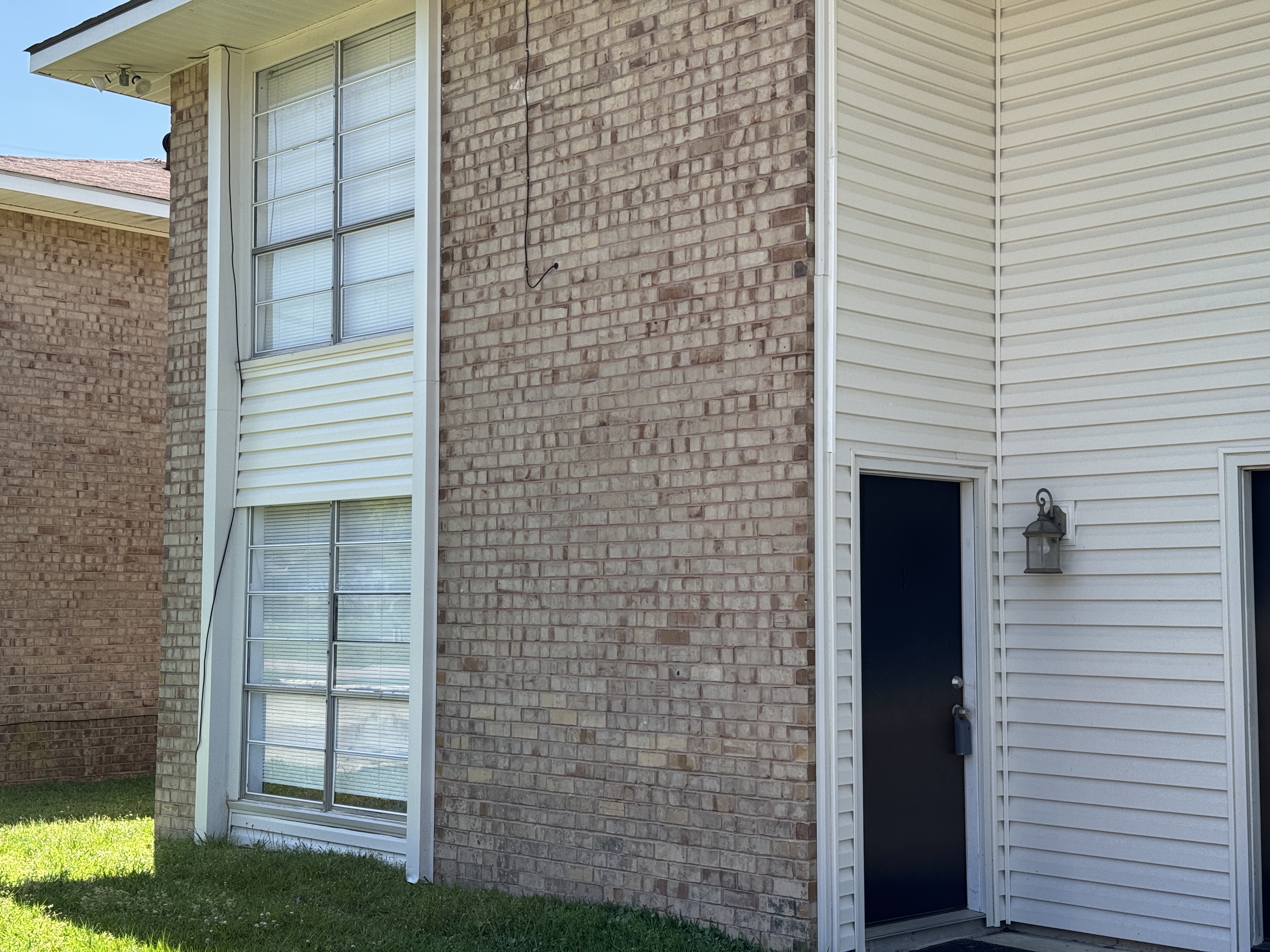 2630 Kelli Drive - 1